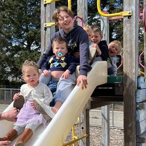 Meet your Posher, Suzy